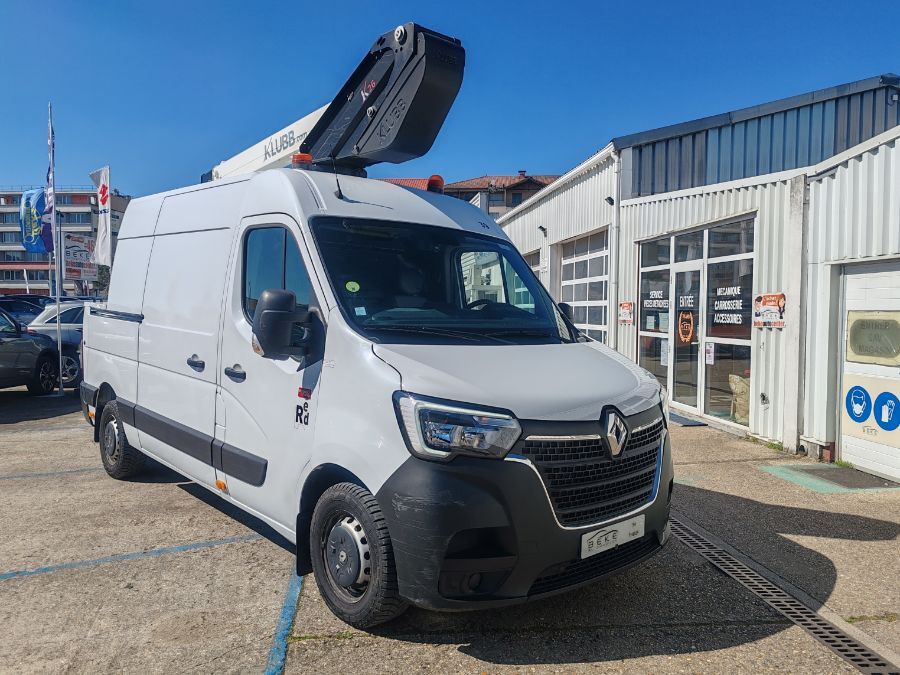 RENAULT MASTER 20000€HT - 2.3 DCI 145CH NACELLE TRONQUÉ KLUBB K26 (2021)