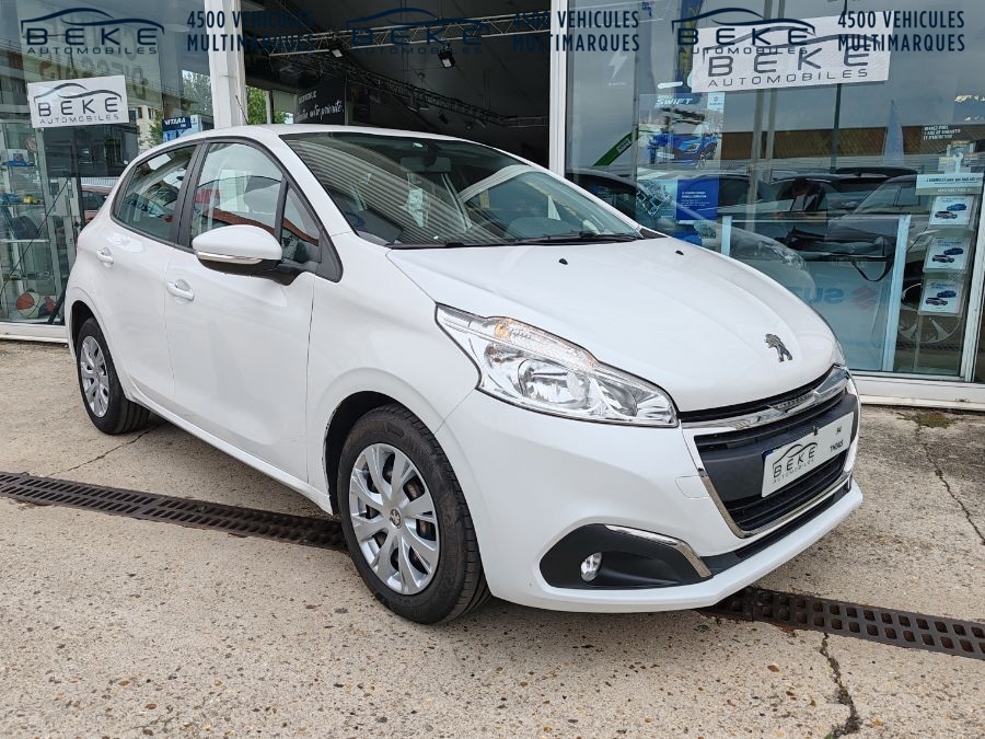 PEUGEOT 208 STE 6000€ HT - BLUEHDI 100 S&S PREMIUM PACK