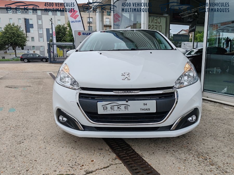 PEUGEOT 208 STE 6000€ HT - BLUEHDI 100 S&S PREMIUM PACK