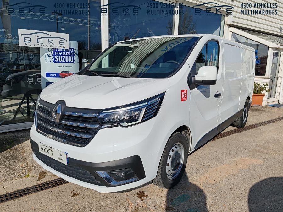 RENAULT TRAFIC 21700€ HT - 2,0 DCI 150 EDC L2H1 RED