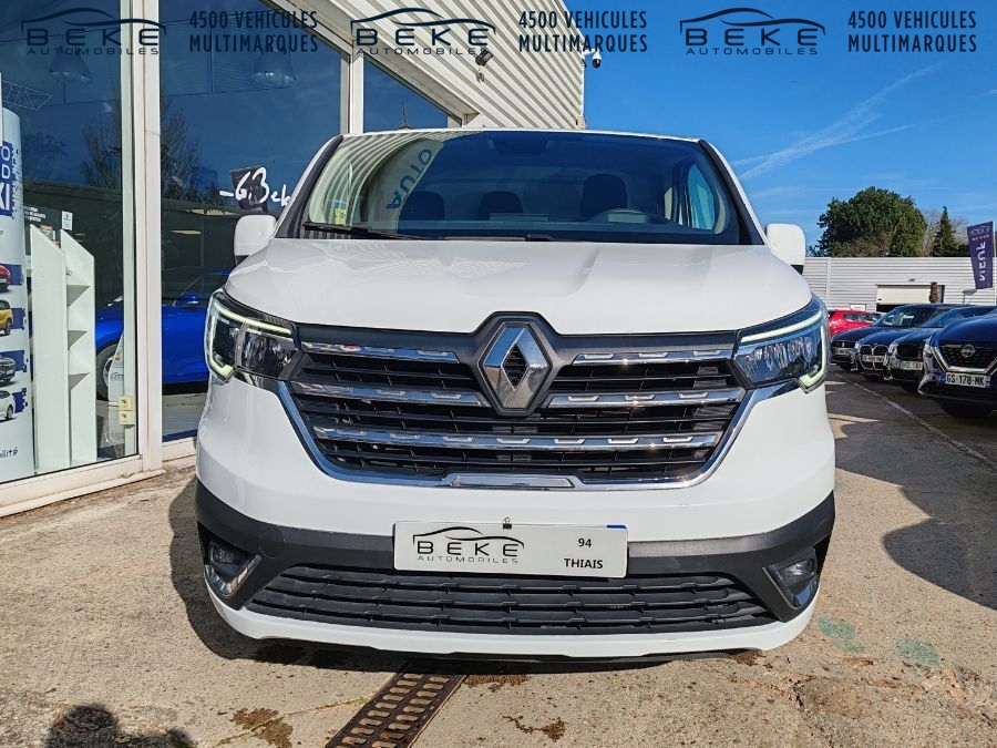 RENAULT TRAFIC 21700€ HT - 2,0 DCI 150 EDC L2H1 RED