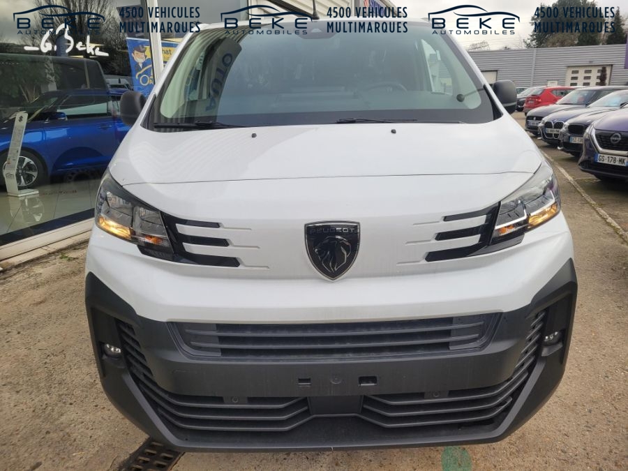 PEUGEOT EXPERT 26500€ HT - M 2.0 HDI 180 EAT8