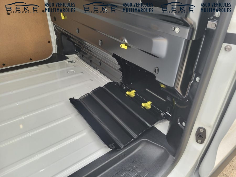 PEUGEOT EXPERT 26500€ HT - M 2.0 HDI 180 EAT8
