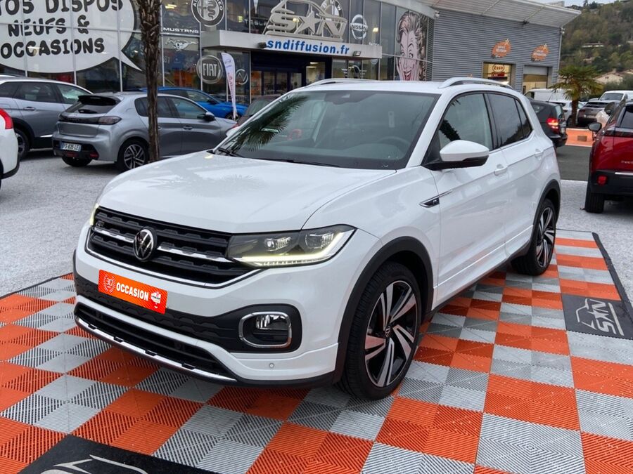 VOLKSWAGEN T-CROSS - 1.0 TSI 110 DSG7 R-LINE Export GPS Caméra Cockpit JA 18"