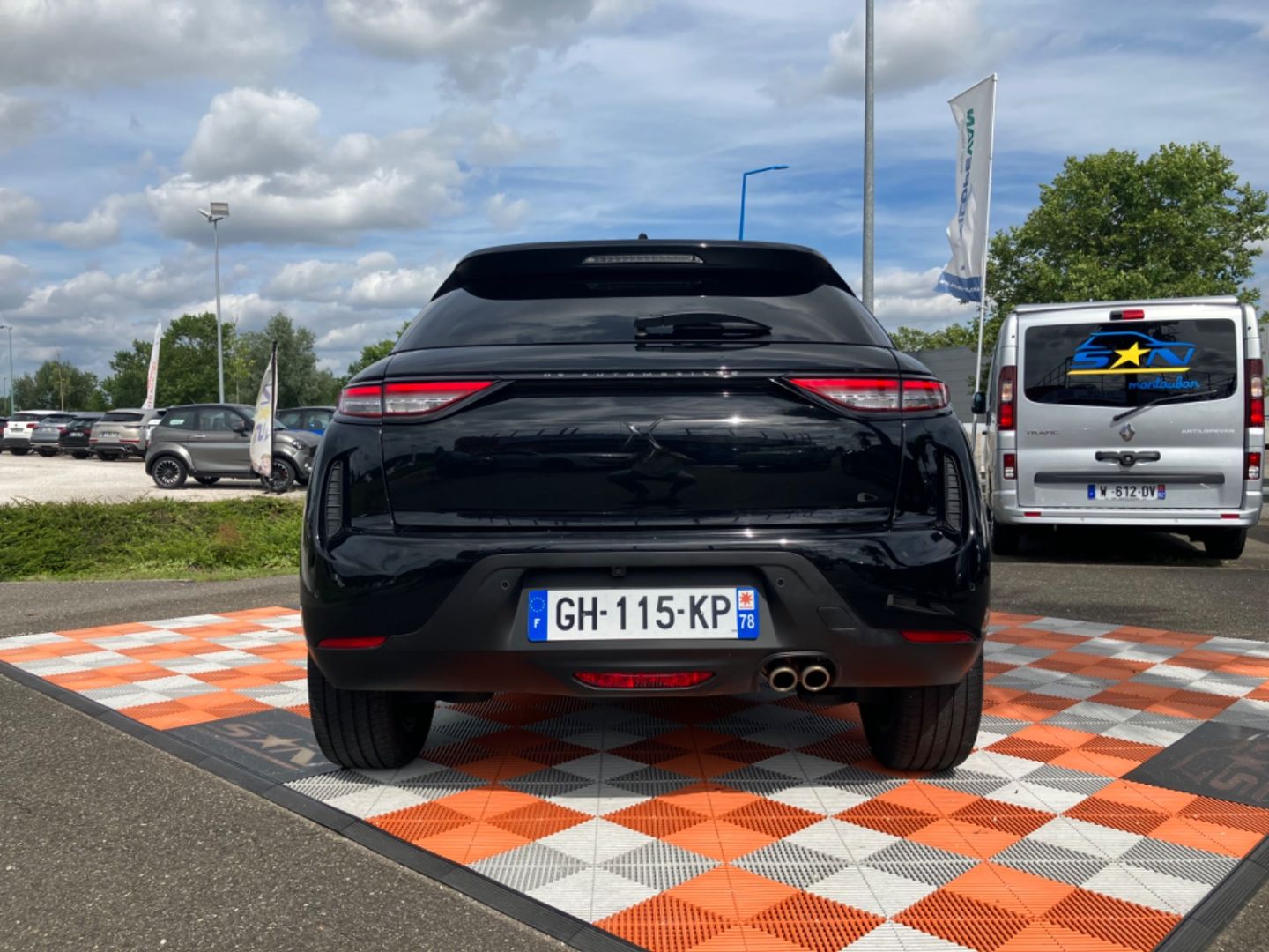 DS DS3 CROSSBACK - PureTech 130 AUTO PERFORMANCE LINE + CUIR ADML Tete Haute Induction