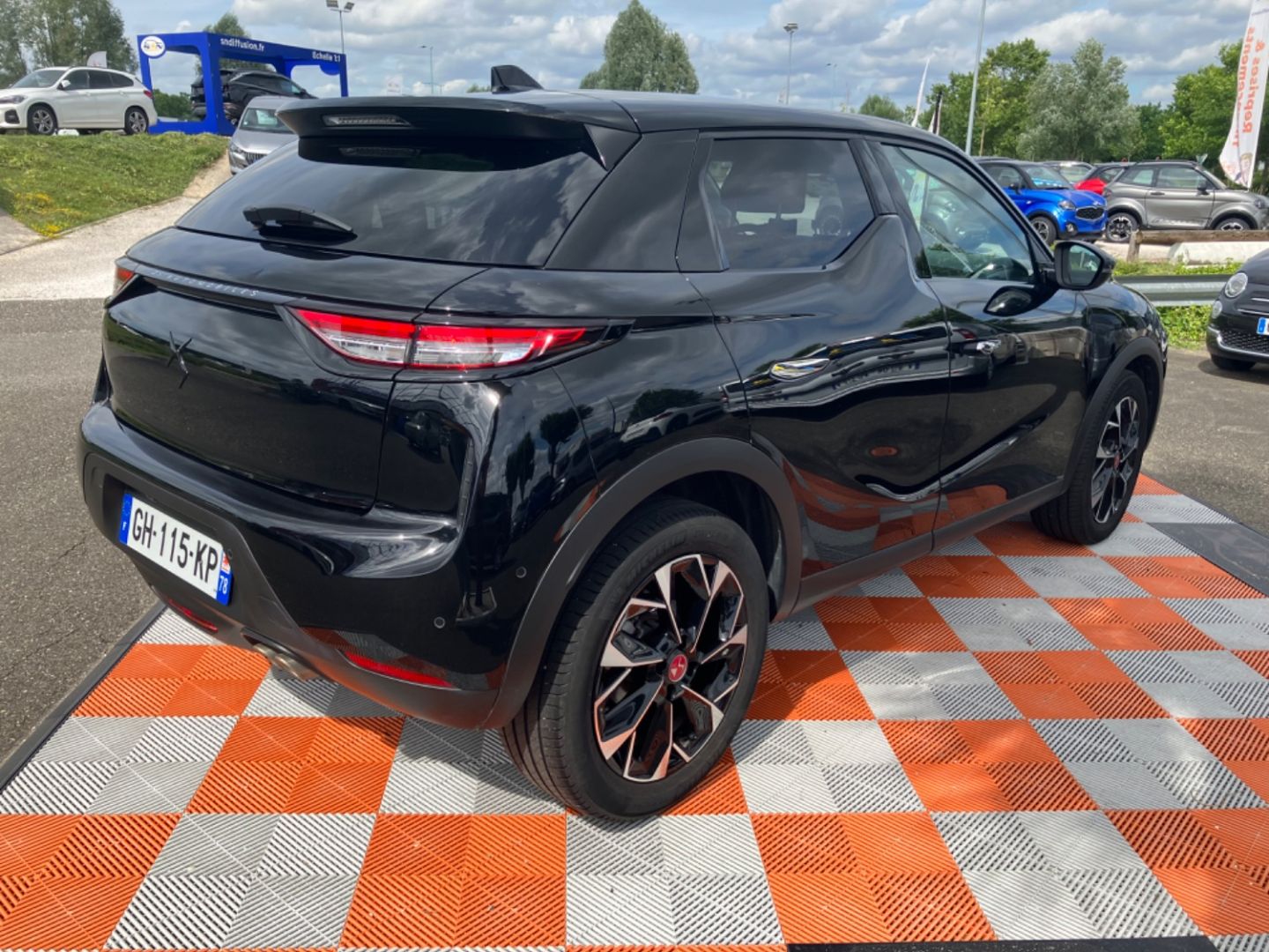 DS DS3 CROSSBACK - PureTech 130 AUTO PERFORMANCE LINE + CUIR ADML Tete Haute Induction