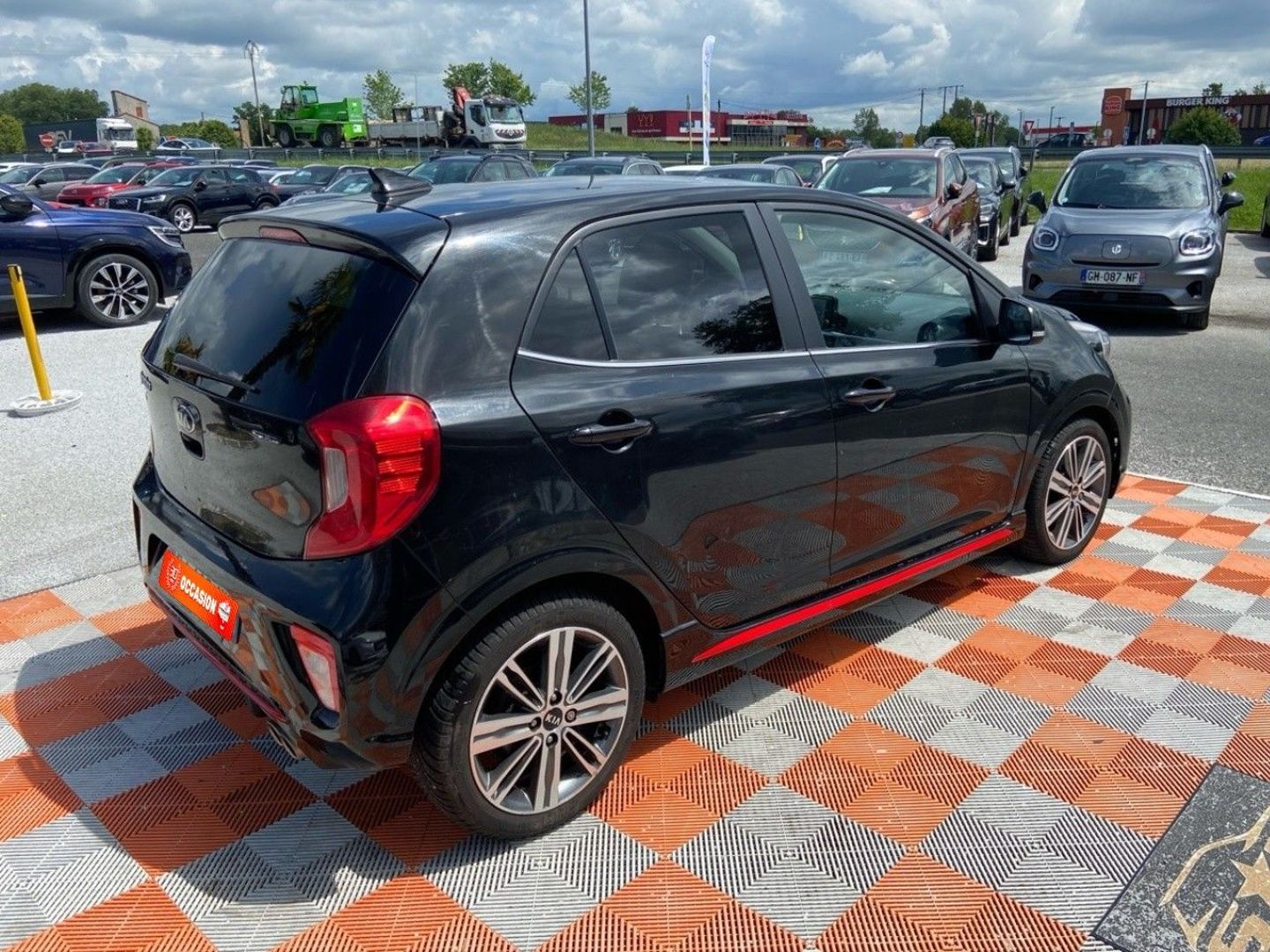 KIA PICANTO - GT LINE 100 1ER MAIN