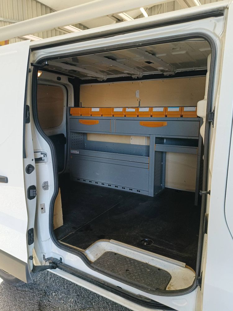 RENAULT TRAFIC FOURGON - L1H1 2.0 Blue dCI 130 Grand Confort