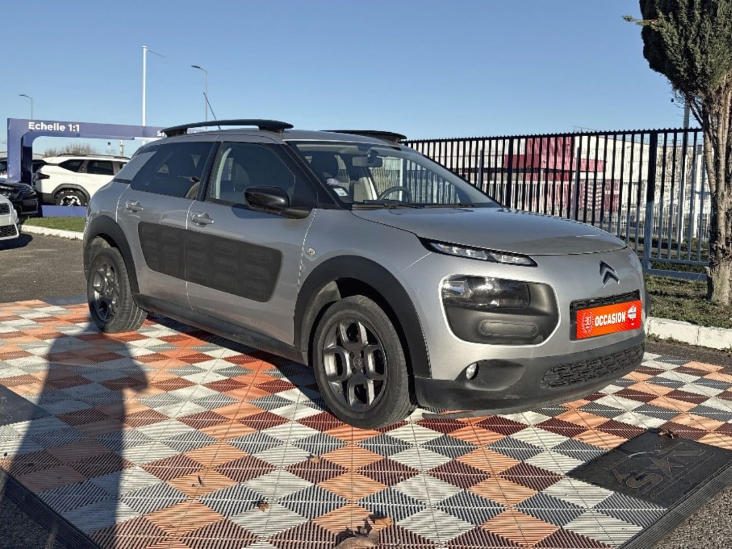 CITROEN C4 CACTUS 1.2 VTi 12V 82 SHINE